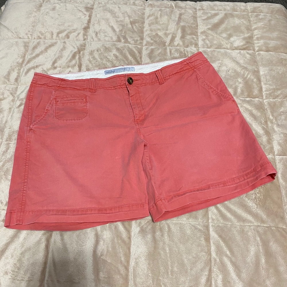 Old Navy size 16 low rise shorts